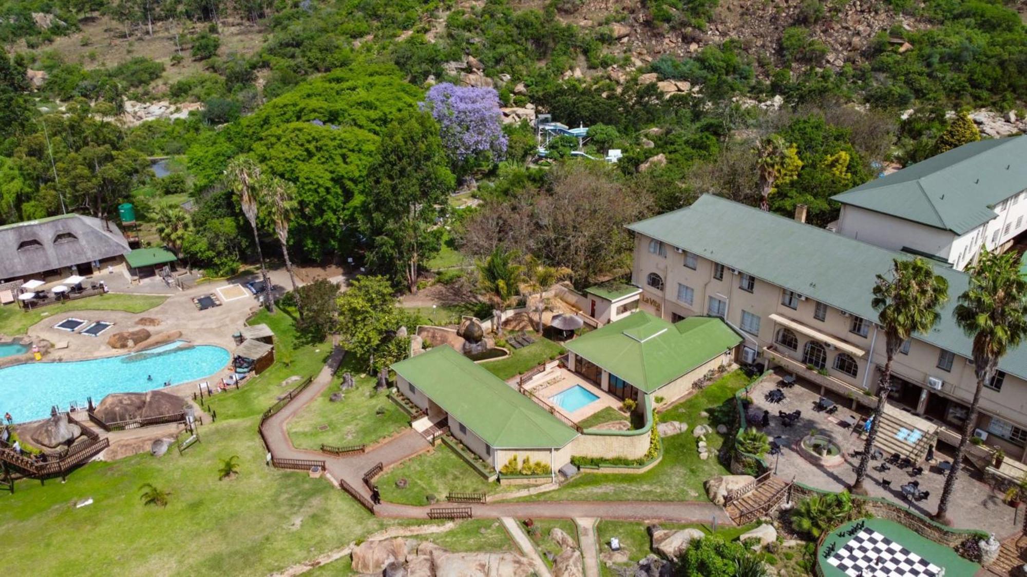 Gooderson Natal Spa Hot Springs Resort Paulpietersburg Екстер'єр фото